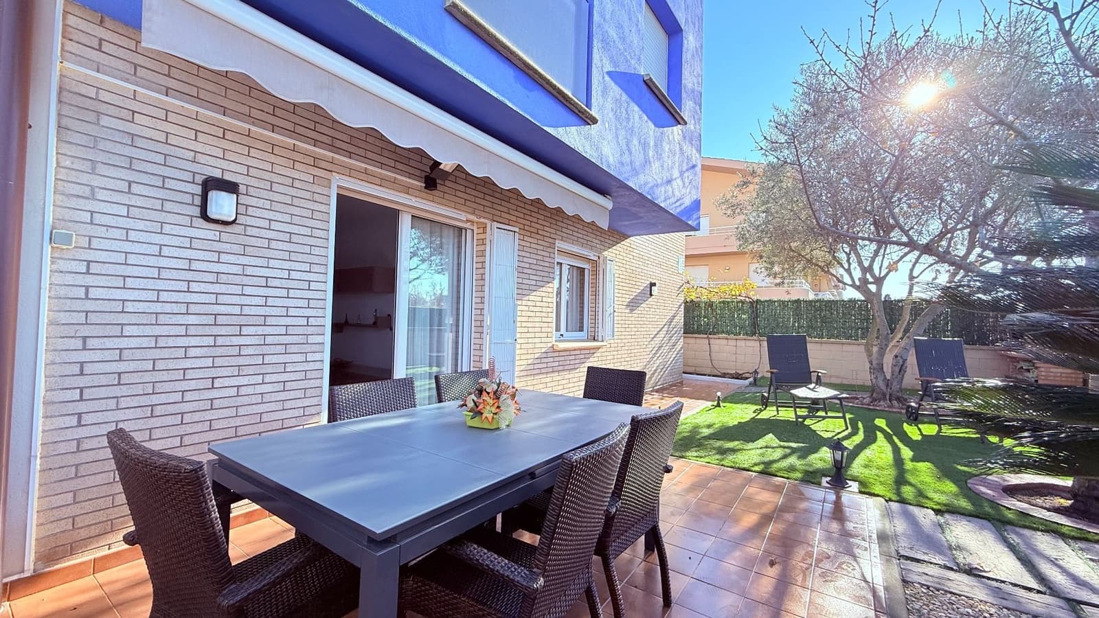 2 bedroom Apartment for sale in L'Estartit with pool garage - € 289,900 (Ref: 9530382)