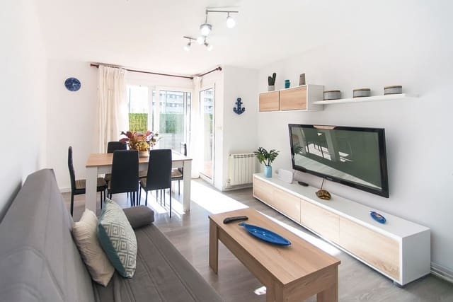 3 slaapkamer Appartement te koop in L'Estartit, Torroella de Montgrí met garage - € 220.000 (Ref: 9554633)