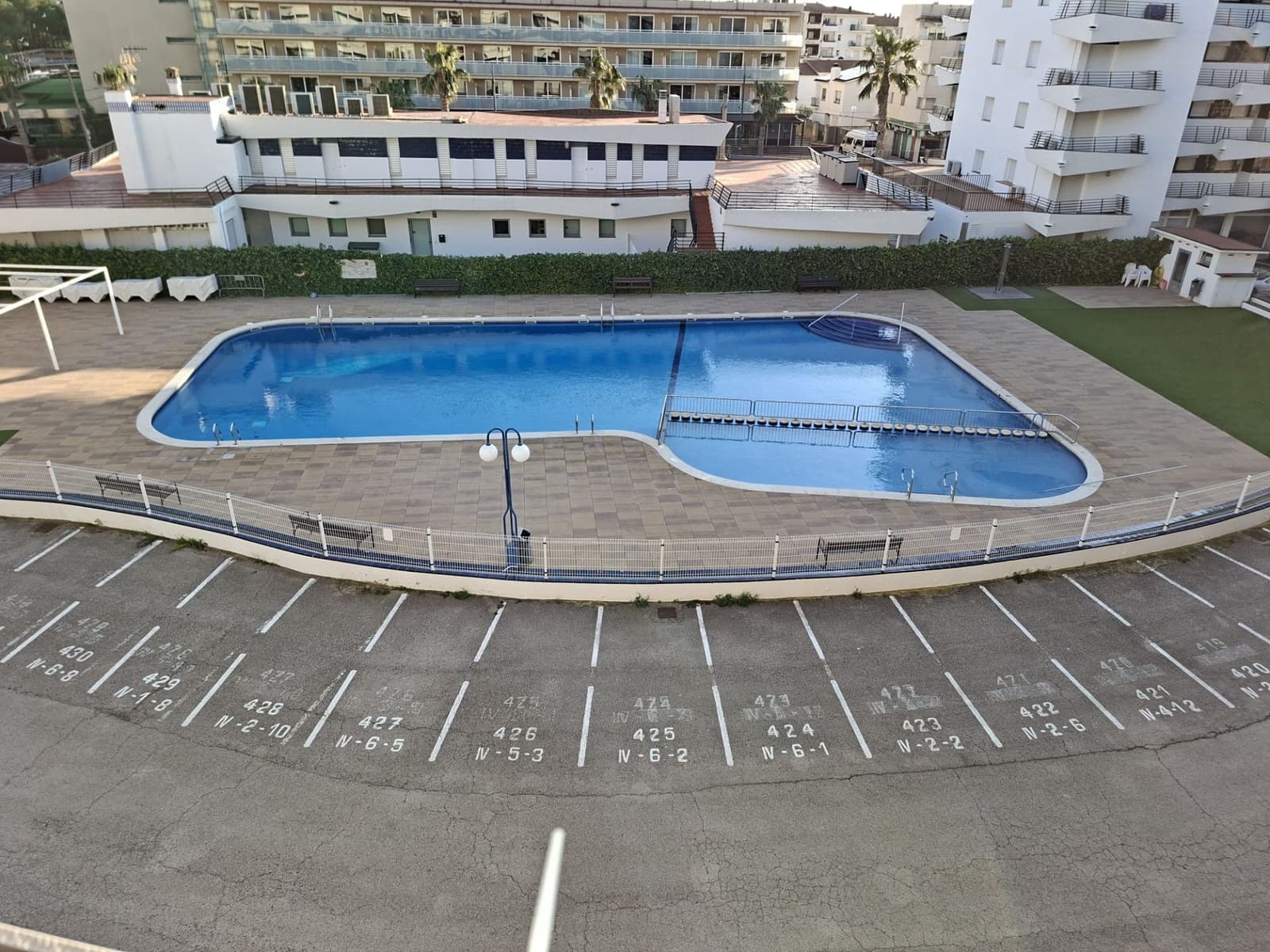 2 bedroom Apartment for sale in L'Estartit with pool garage - € 229,000 (Ref: 9714554)