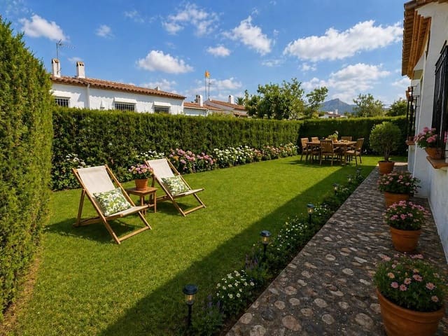 3 chambre Villa/Maison à vendre à L'Estartit, Torroella de Montgrí avec piscine garage - 375 000 € (Ref: 9815601)
