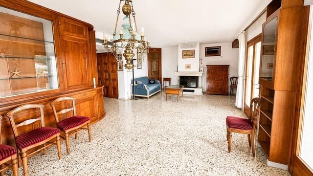 6 sypialnia Willa na sprzedaż w L'Estartit, Torroella de Montgrí z garażem - 625 000 € (Ref: 9849050)