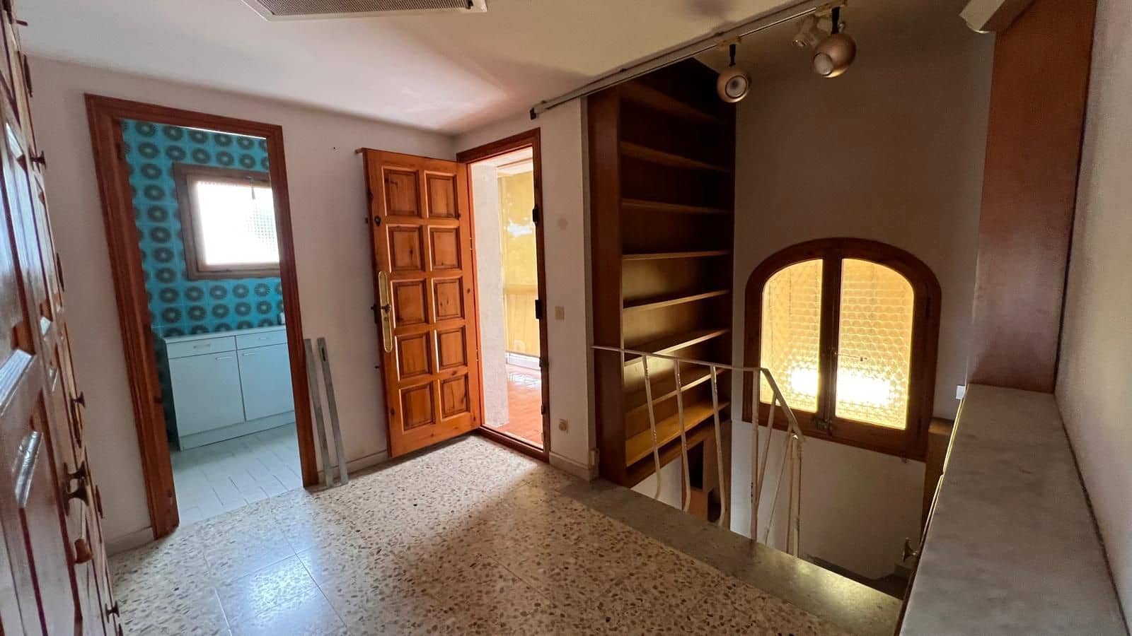6 bedroom Villa for sale in L'Estartit with garage - € 625,000 (Ref: 9849050)