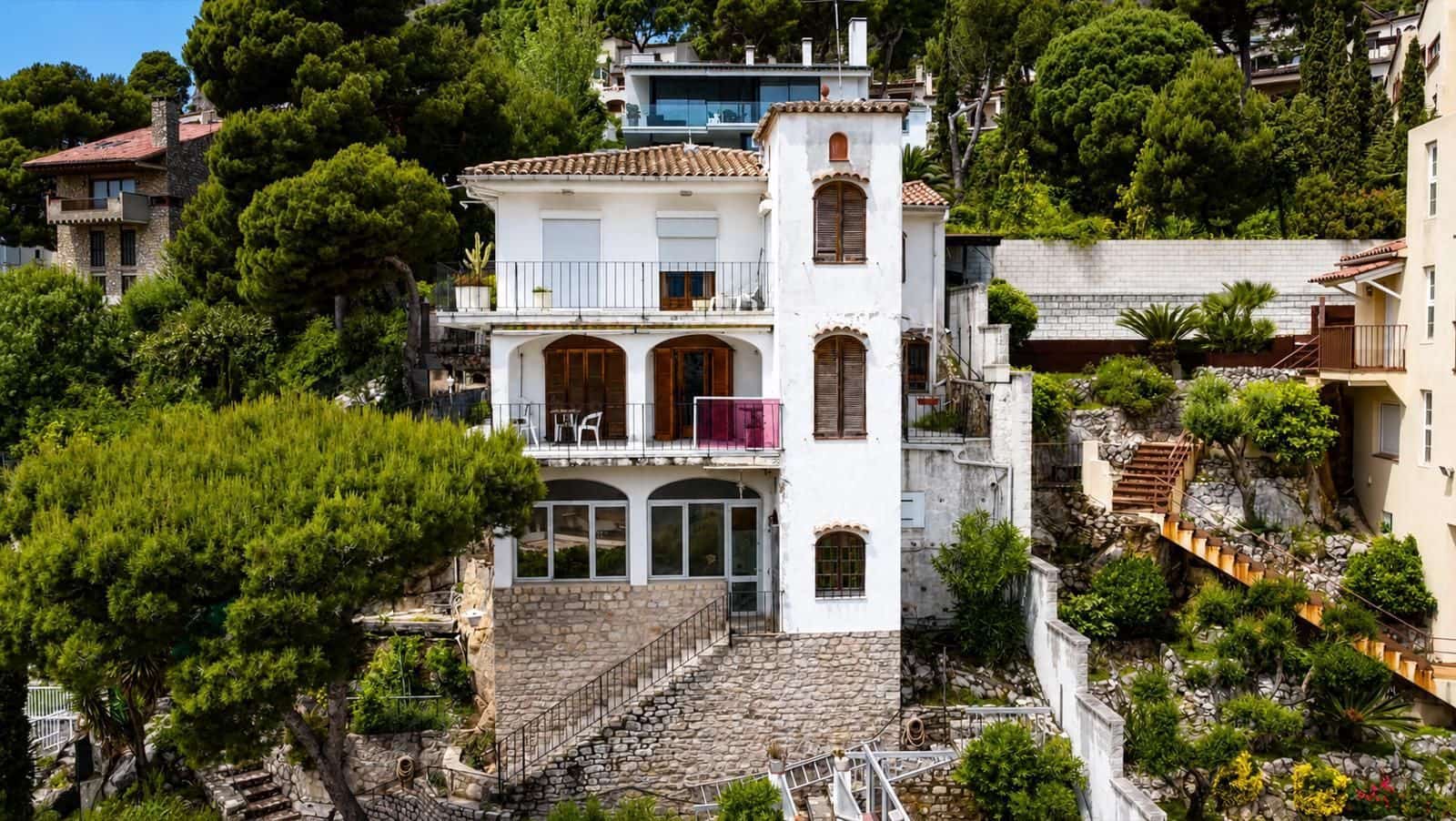 6 bedroom Villa for sale in L'Estartit with garage - € 625,000 (Ref: 9849050)