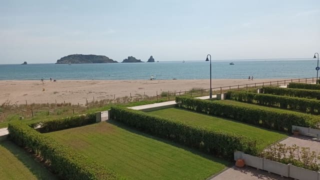 1 quarto Apartamento para venda em L'Estartit, Torroella de Montgrí com piscina garagem - 350 000 € (Ref: 9872987)