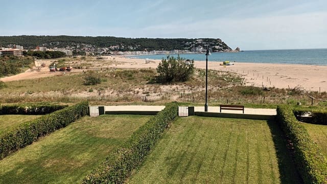 1 quarto Apartamento para venda em L'Estartit, Torroella de Montgrí com piscina garagem - 350 000 € (Ref: 9872987)