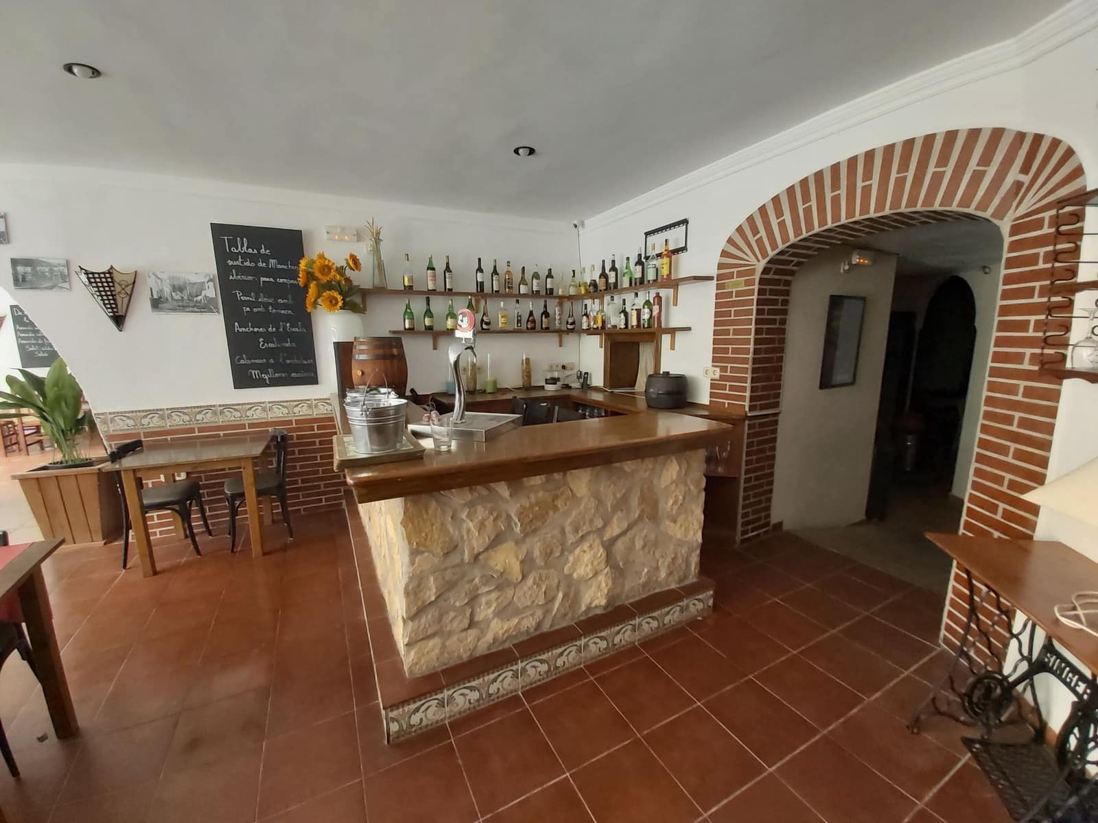 Erhverv til salg i L'Estartit - € 790.000 (Ref: 9954706)