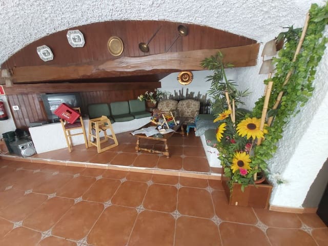 Erhverv til salg i L'Estartit, Torroella de Montgrí - € 790.000 (Ref: 9954706)