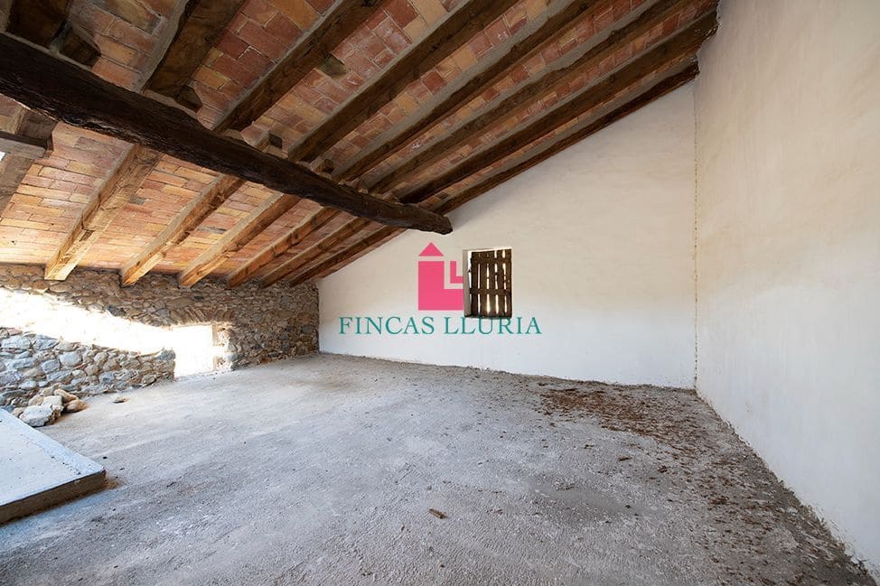 4 Zimmer Villa zu verkaufen in Crespia - 147.500 € (Ref: 9978190)