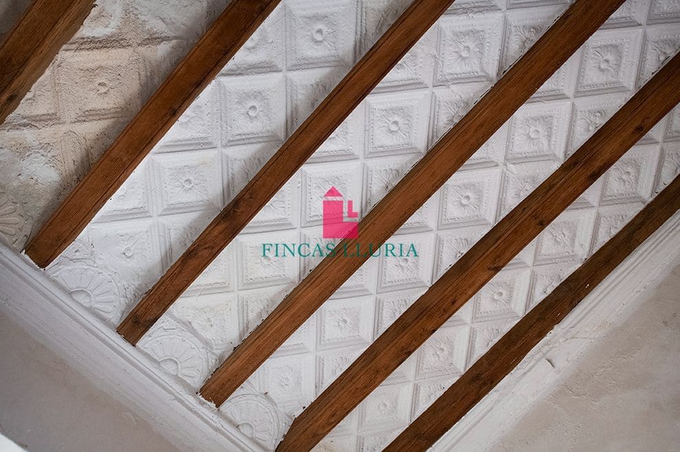 4 Zimmer Villa zu verkaufen in Crespia - 147.500 € (Ref: 9978190)