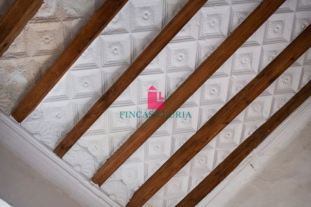 4 Zimmer Villa zu verkaufen in Crespià - 147.500 € (Ref: 9978190)