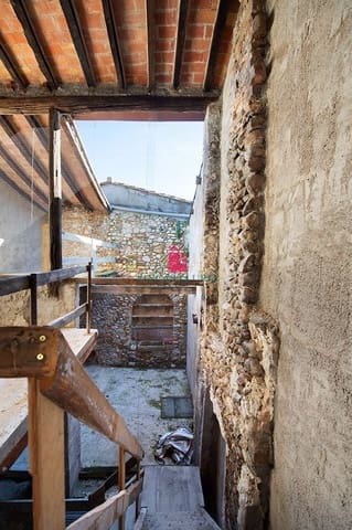 4 Zimmer Villa zu verkaufen in Crespià - 140.000 € (Ref: 9978191)