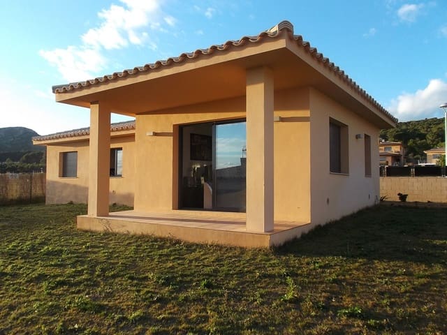 Chalet de 3 habitaciones en L'Estartit, Torroella de Montgrí en venta con garaje - 470.000 € (Ref: 9998115)