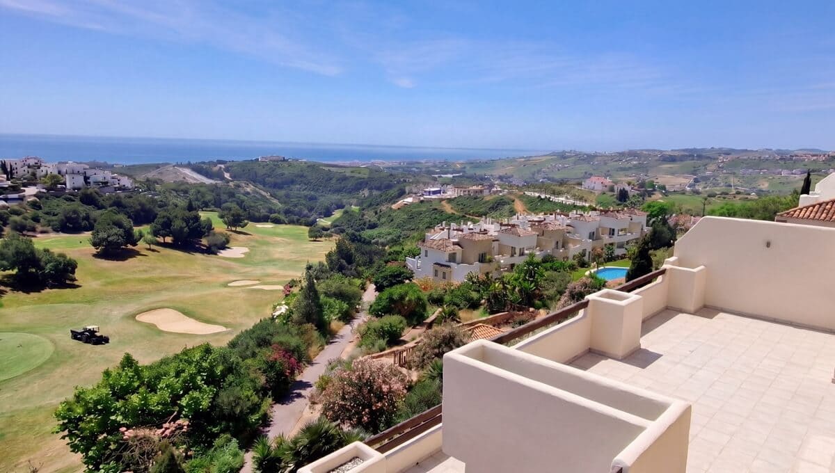 2 Zimmer Apartment zu verkaufen in Casares mit Pool - 296.000 € (Ref: 10016802)