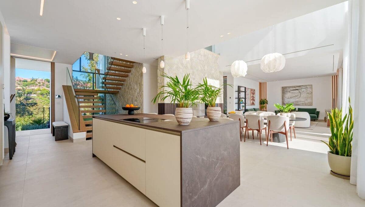5 quarto Moradia para venda em Benahavis com piscina garagem - 4 995 000 € (Ref: 10149349)