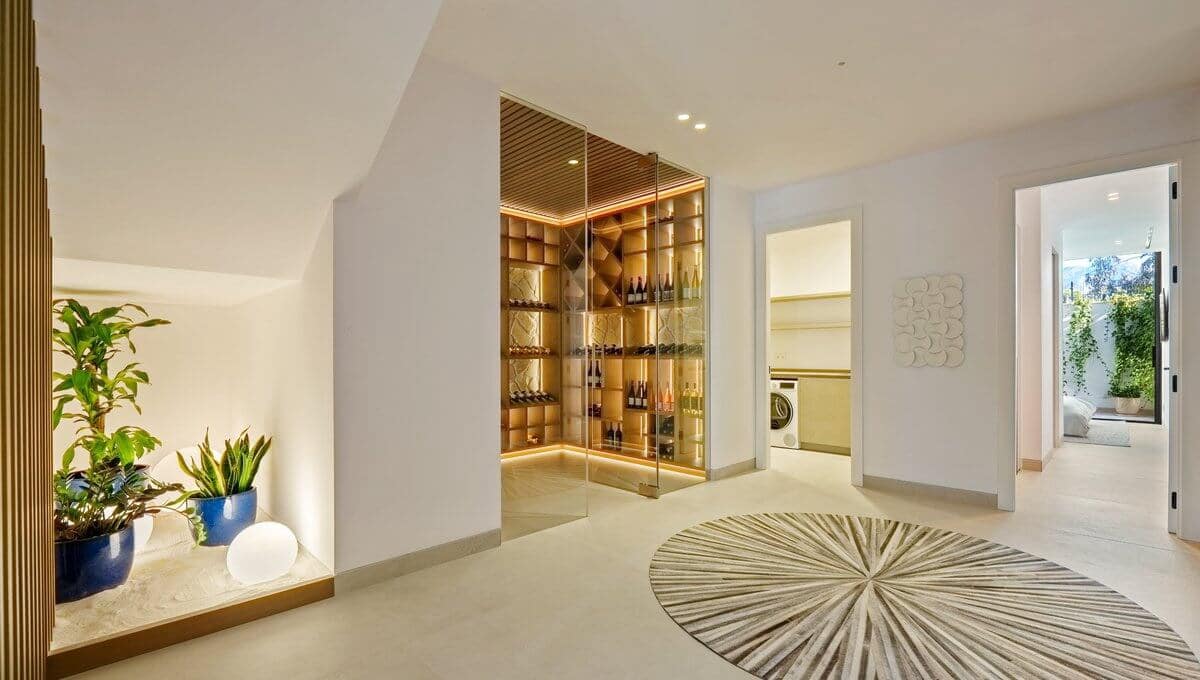 5 quarto Moradia para venda em Benahavis com piscina garagem - 4 995 000 € (Ref: 10149349)
