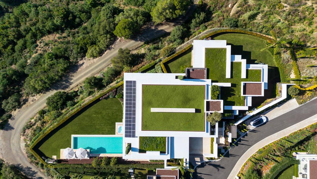 6 soverom Villa til salgs i Benahavis med svømmebasseng garasje - € 13 800 000 (Ref: 10149350)