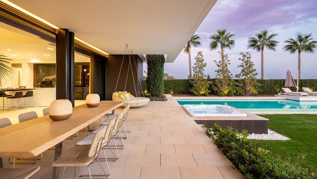6 soverom Villa til salgs i Benahavis med svømmebasseng garasje - € 13 800 000 (Ref: 10149350)