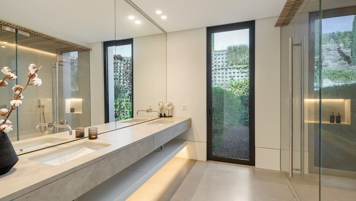 6 soverom Villa til salgs i Benahavis med svømmebasseng garasje - € 13 800 000 (Ref: 10149350)
