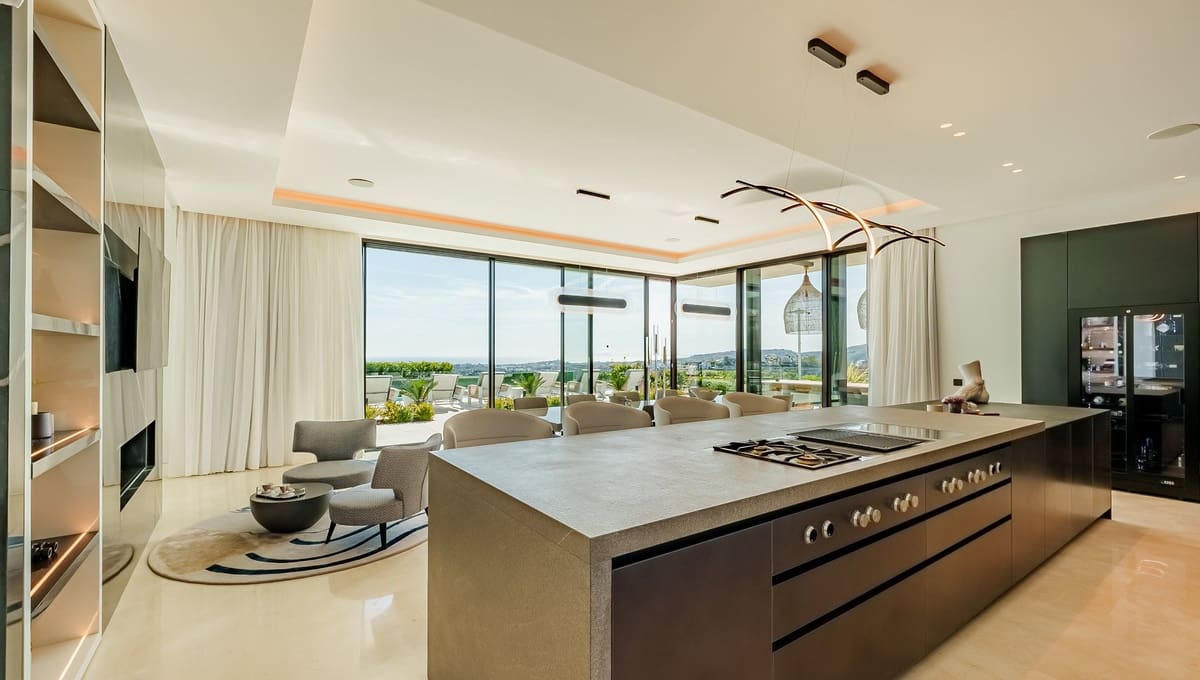 8 soverom Villa til salgs i Benahavis med svømmebasseng garasje - € 18 650 000 (Ref: 10149351)