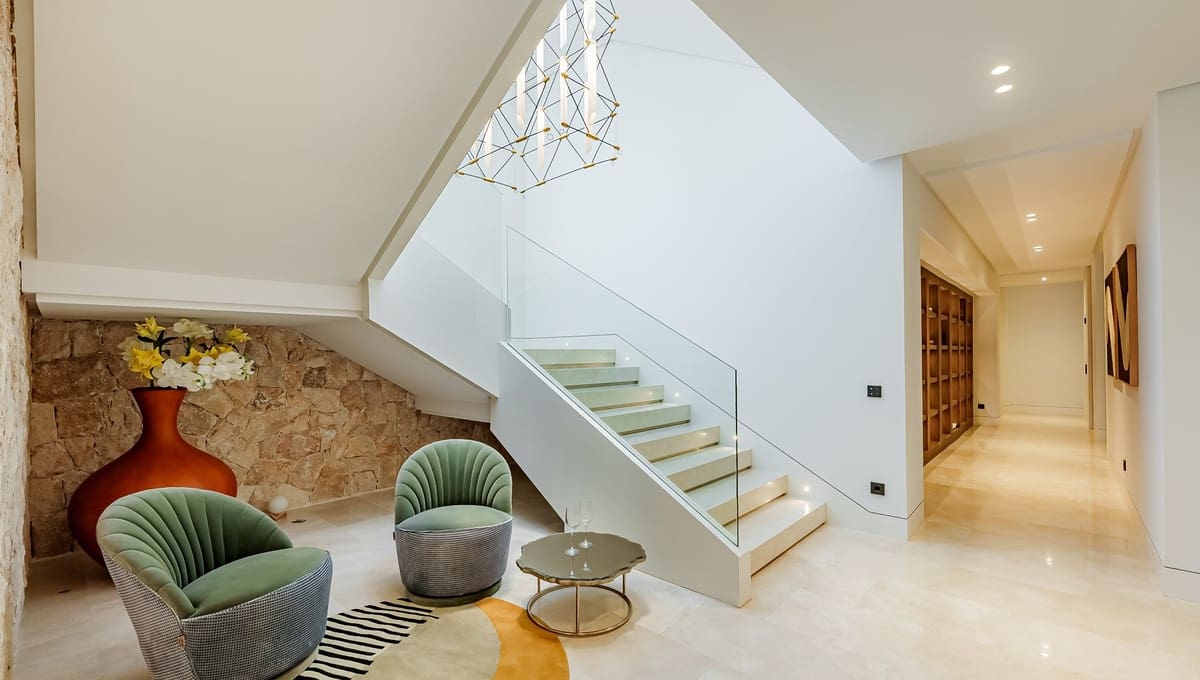 8 soverom Villa til salgs i Benahavis med svømmebasseng garasje - € 18 650 000 (Ref: 10149351)