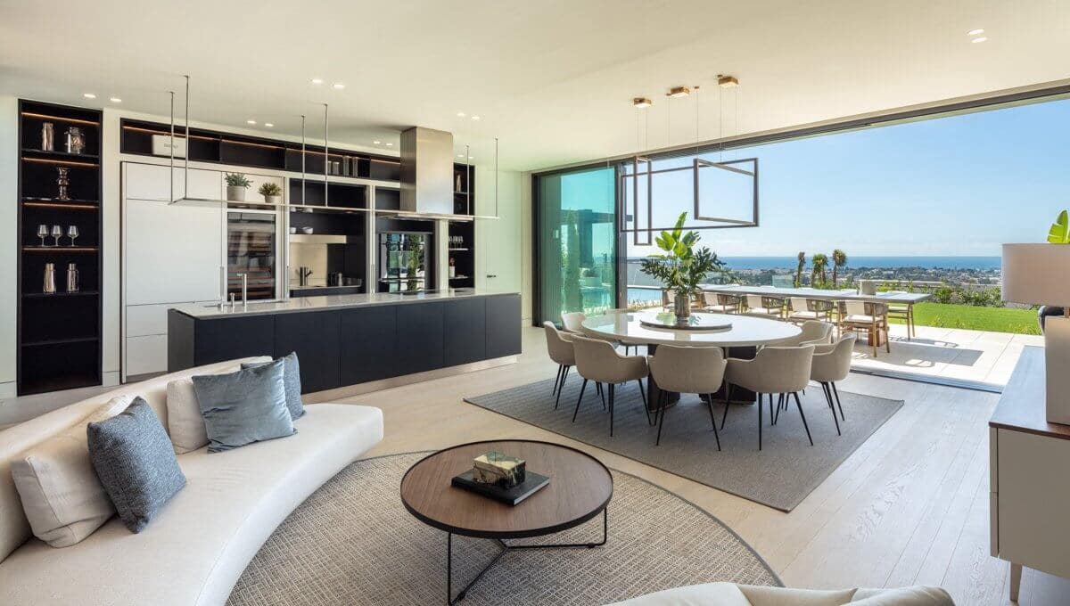 7 soverom Villa til salgs i Benahavis med svømmebasseng garasje - € 9 950 000 (Ref: 10149352)