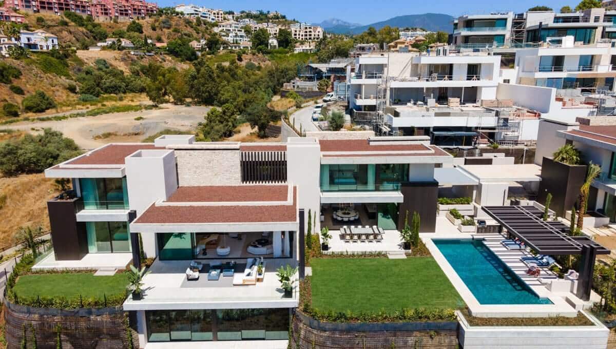 7 soverom Villa til salgs i Benahavis med svømmebasseng garasje - € 9 950 000 (Ref: 10149352)