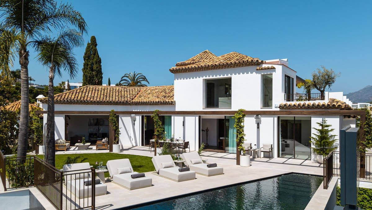 6 sypialnia Willa na sprzedaż w Benahavis z basenem garażem - 8 795 000 € (Ref: 10149353)