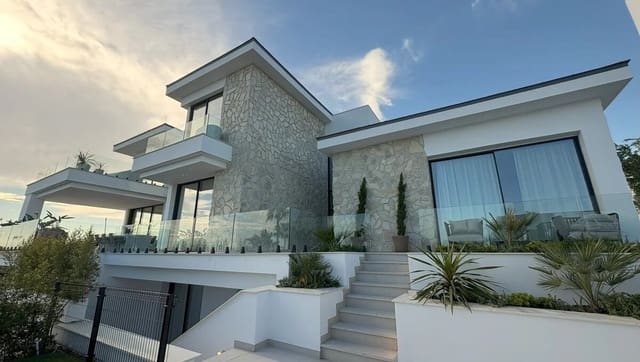 5 Zimmer Villa zu verkaufen in La Zagaleta - El Madroñal, Benahavís mit Pool Garage - 5.195.000 € (Ref: 10149354)
