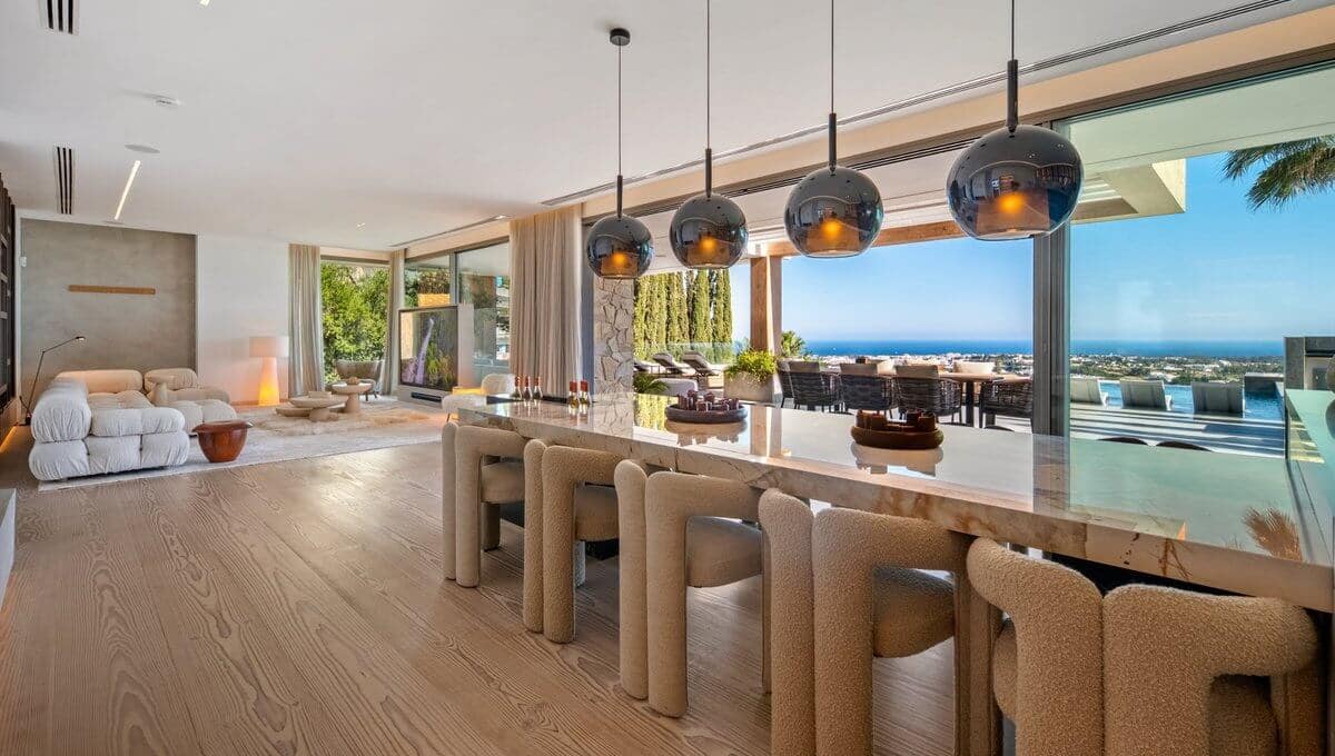 Chalet de 6 habitaciones en Benahavís en venta con piscina garaje - 10.495.000 € (Ref: 10149355)