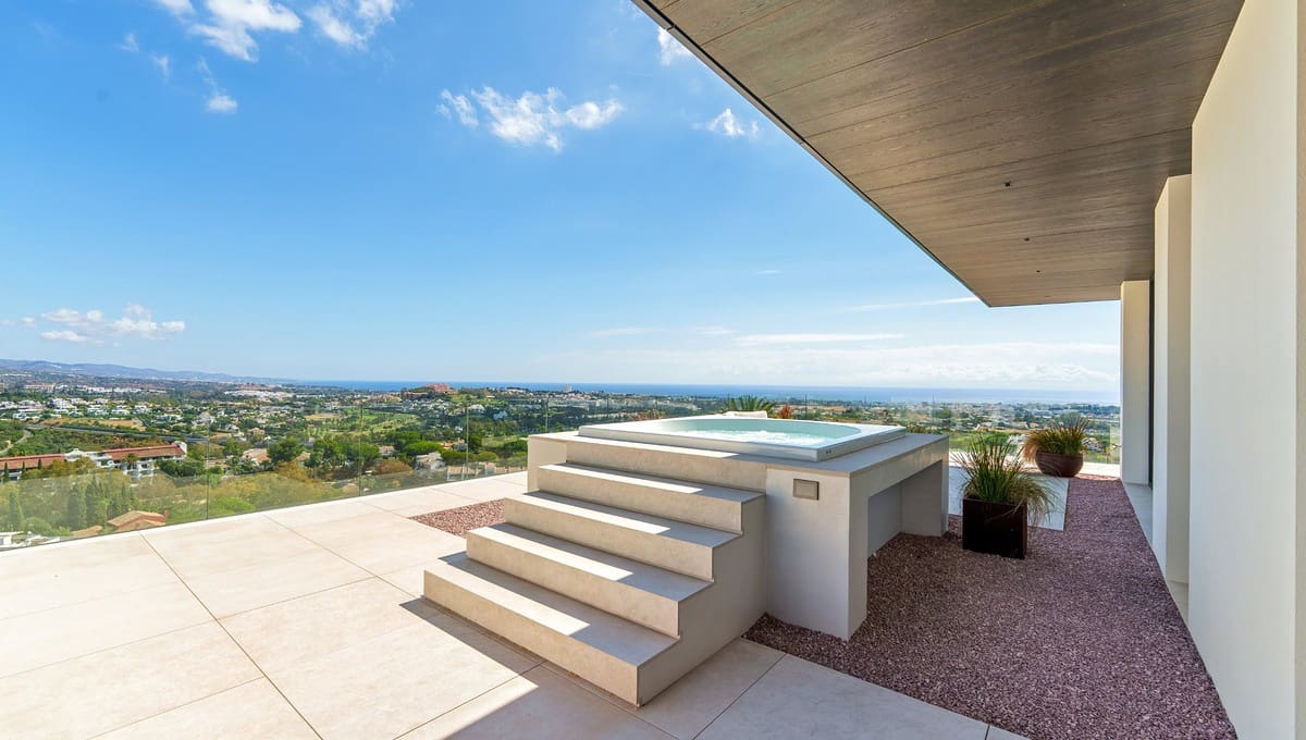 8 soverom Villa til salgs i Benahavis med svømmebasseng garasje - € 19 880 000 (Ref: 10149356)
