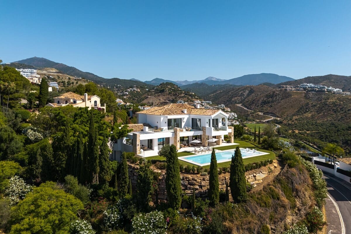 Chalet de 8 habitaciones en Benahavís en venta con piscina garaje - 9.980.000 € (Ref: 10149358)