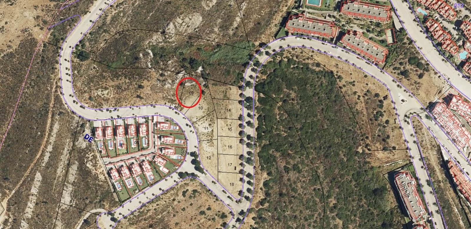 Działka budowlana na sprzedaż w La Duquesa / Puerto de la Duquesa - 480 000 € (Ref: 8945892)