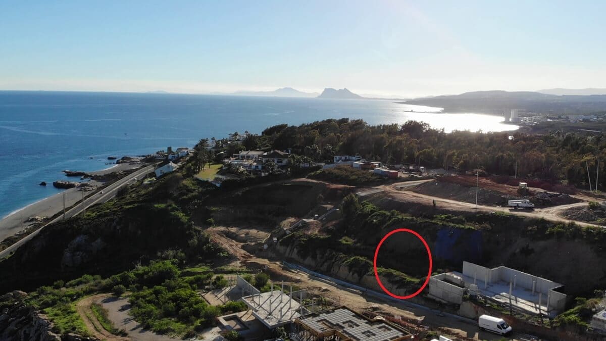 Działka budowlana na sprzedaż w La Duquesa / Puerto de la Duquesa - 460 000 € (Ref: 8945894)