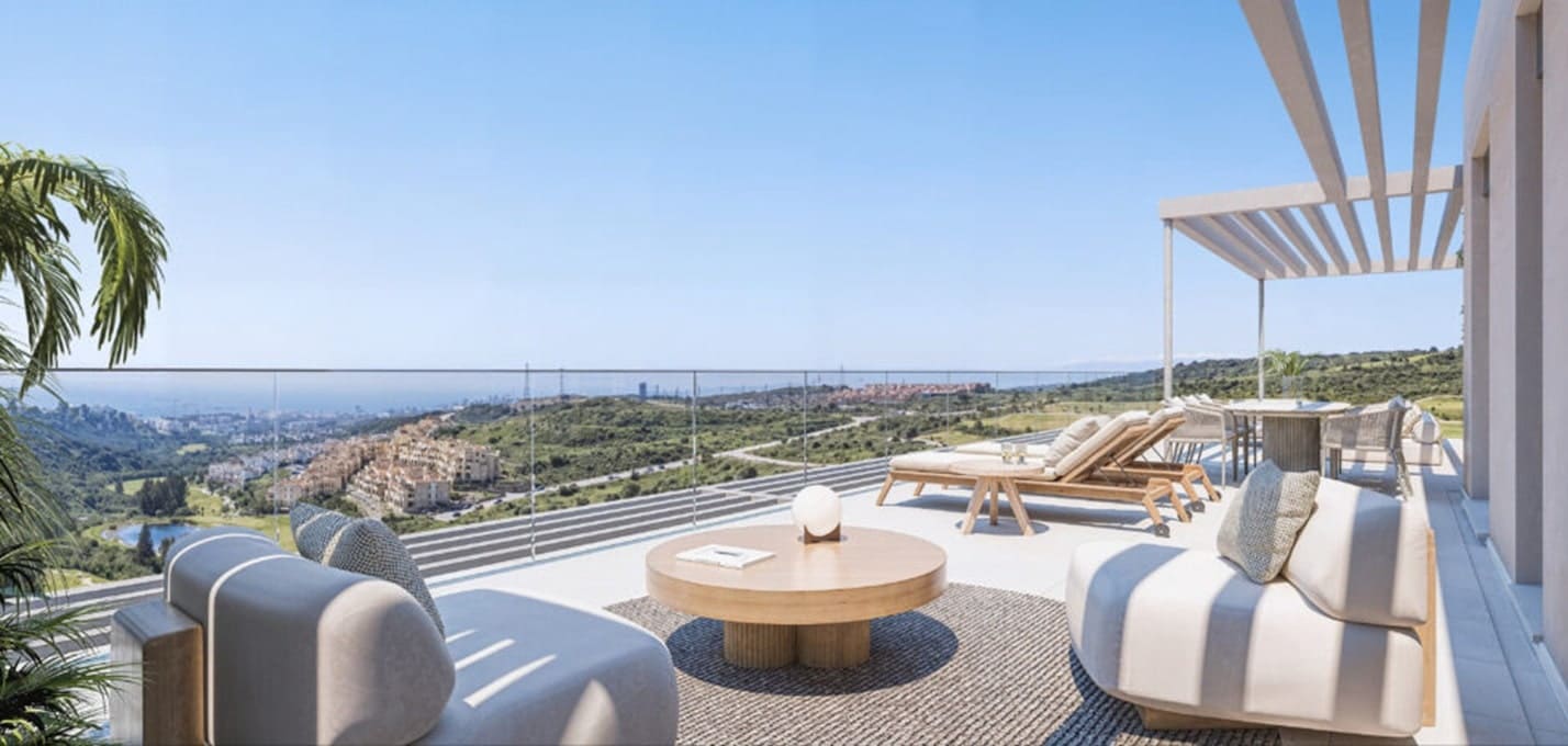 1 bedroom Apartment for sale in Estepona with pool - € 251,000 (Ref: 8983849)