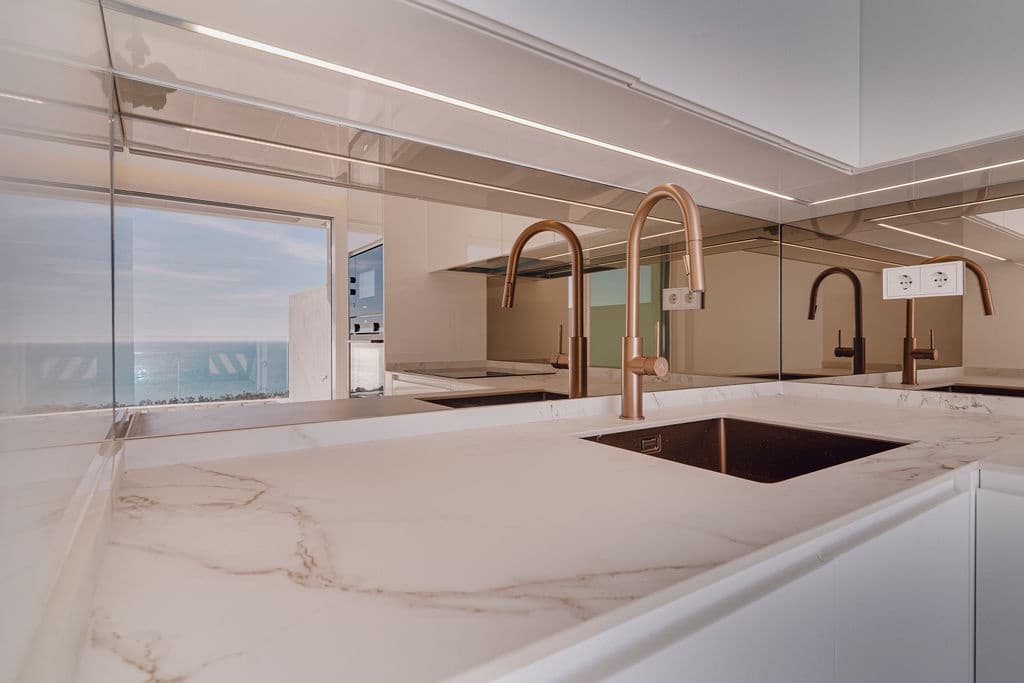 2 bedroom Apartment for sale in La Alcaidesa with pool - € 525,000 (Ref: 9017352)