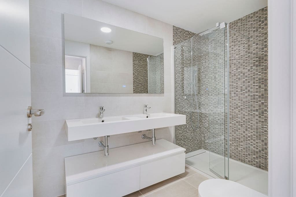 2 bedroom Apartment for sale in La Alcaidesa with pool - € 525,000 (Ref: 9017352)