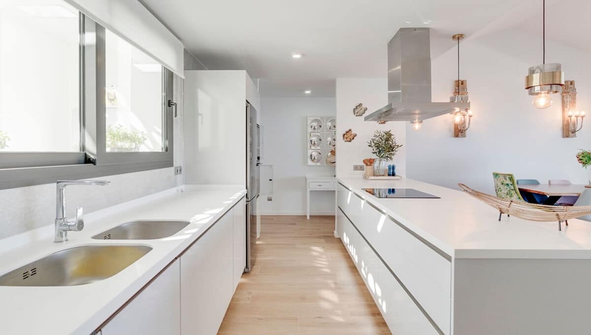 3 sypialnia Apartament na sprzedaż w La Alcaidesa z basenem - 1 500 000 € (Ref: 9064750)