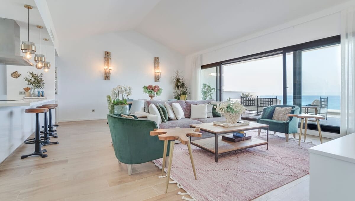 3 sypialnia Apartament na sprzedaż w La Alcaidesa z basenem - 1 500 000 € (Ref: 9064750)