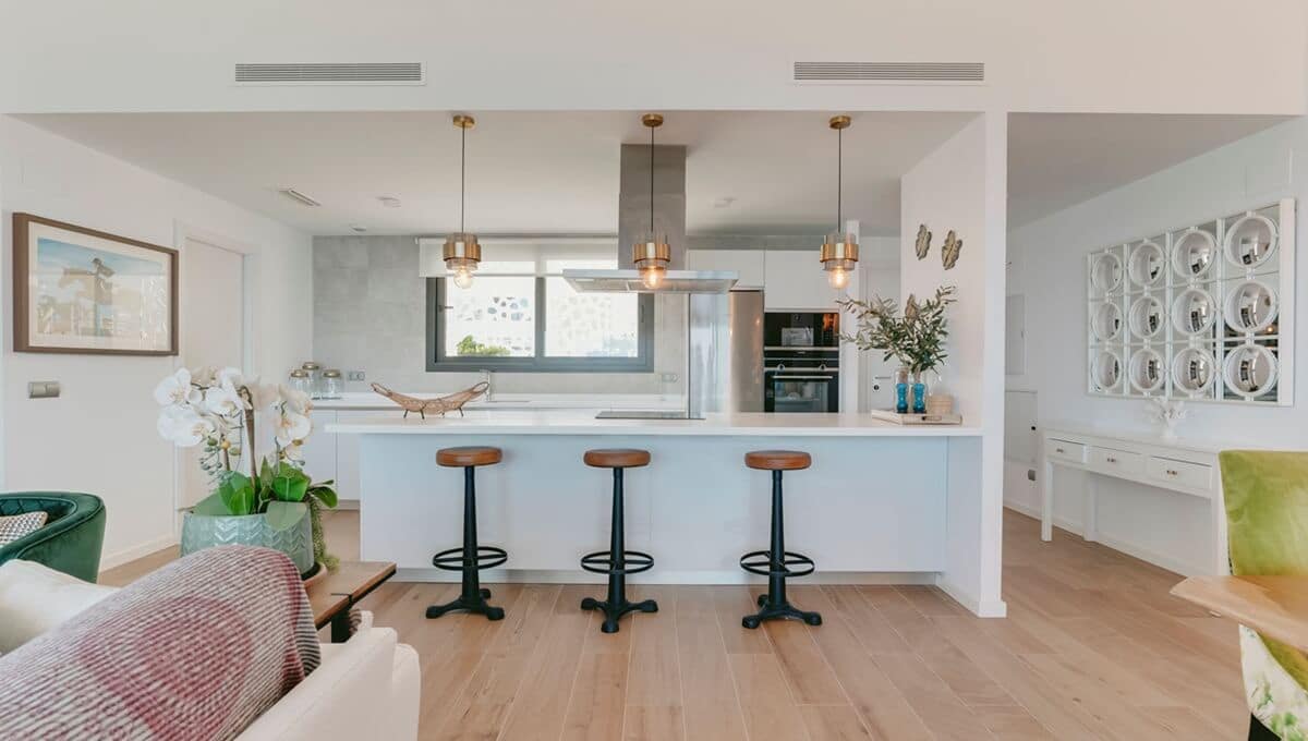 3 sypialnia Apartament na sprzedaż w La Alcaidesa z basenem - 1 500 000 € (Ref: 9064750)