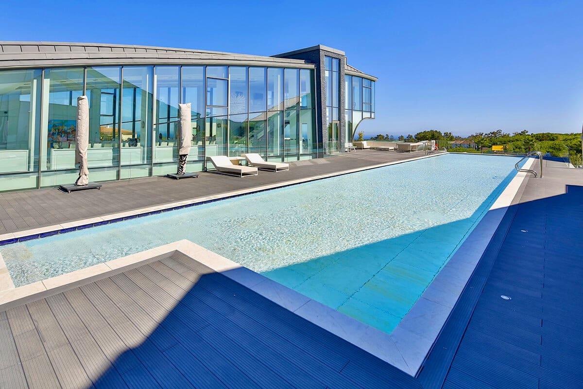 Villa til salg i Sotogrande med swimmingpool - € 18.000.000 (Ref: 9084717)