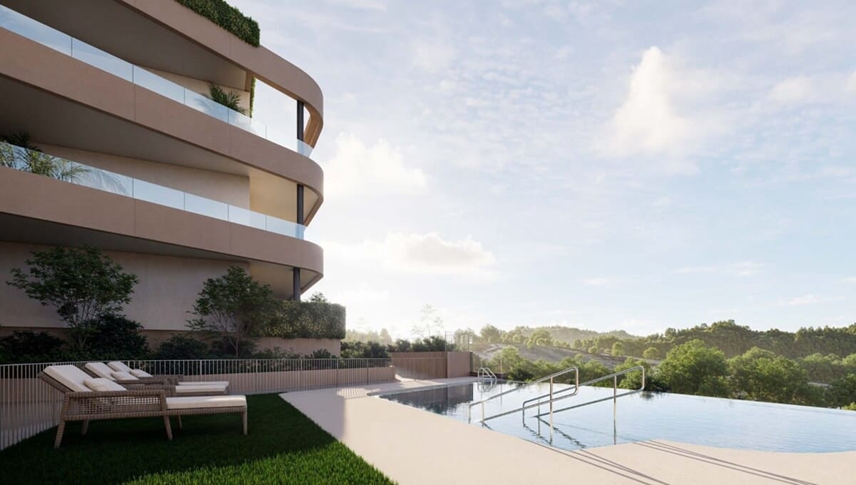 3 bedroom Apartment for sale in Estepona with pool - € 459,000 (Ref: 9109939)