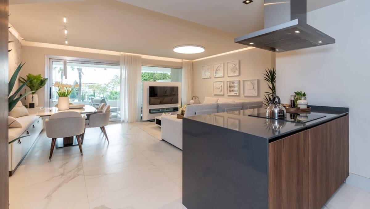 2 soveværelse Lejlighed til salg i Marbella - € 645.000 (Ref: 9132155)