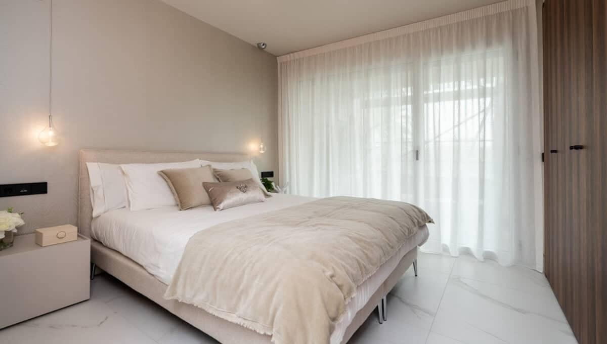 2 soveværelse Lejlighed til salg i Marbella - € 645.000 (Ref: 9132155)