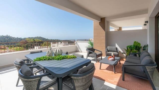 3 makuuhuone Omakotitalo myytävänä paikassa Marbella - 620 000 € (Ref: 9133268)