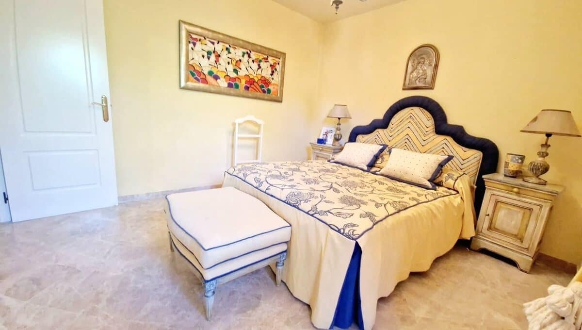 4 soverom Hus til salgs i Manilva med svømmebasseng - € 460 000 (Ref: 9186570)