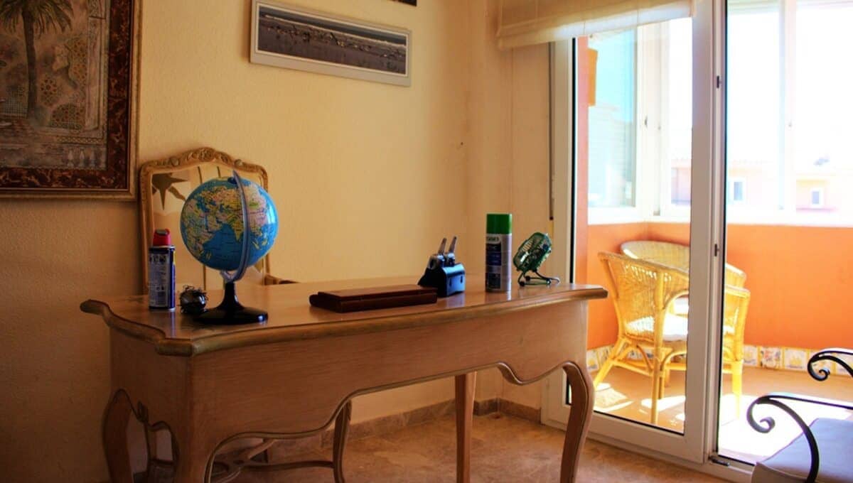 4 soverom Hus til salgs i Manilva med svømmebasseng - € 460 000 (Ref: 9186570)