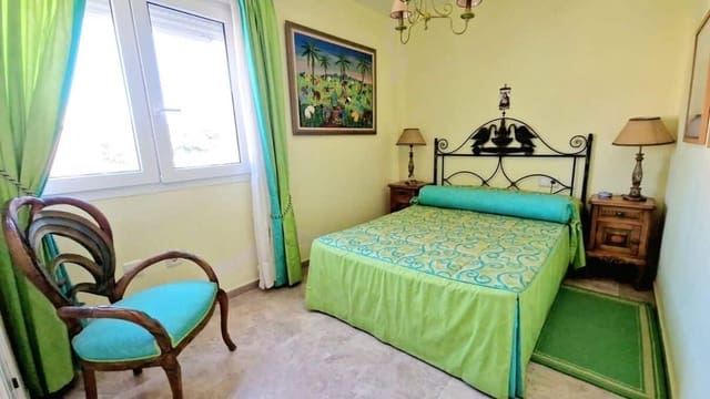 4 soveværelse Byhus til salg i Alcorrín, Manilva med swimmingpool - € 460.000 (Ref: 9186570)