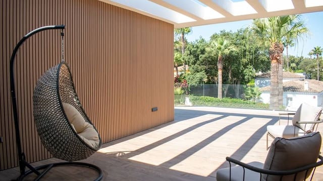 5 soveværelse Villa til salg i Sotogrande Costa, San Roque med swimmingpool - € 2.850.000 (Ref: 9263171)