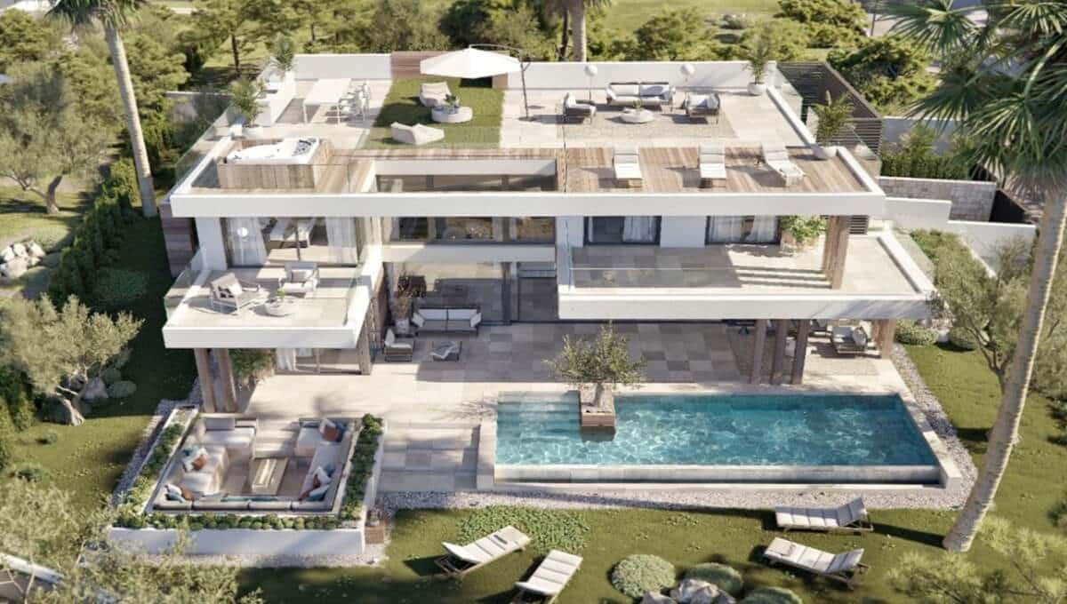 4 bedroom Villa for sale in Sotogrande with pool - € 3,600,000 (Ref: 9346579)