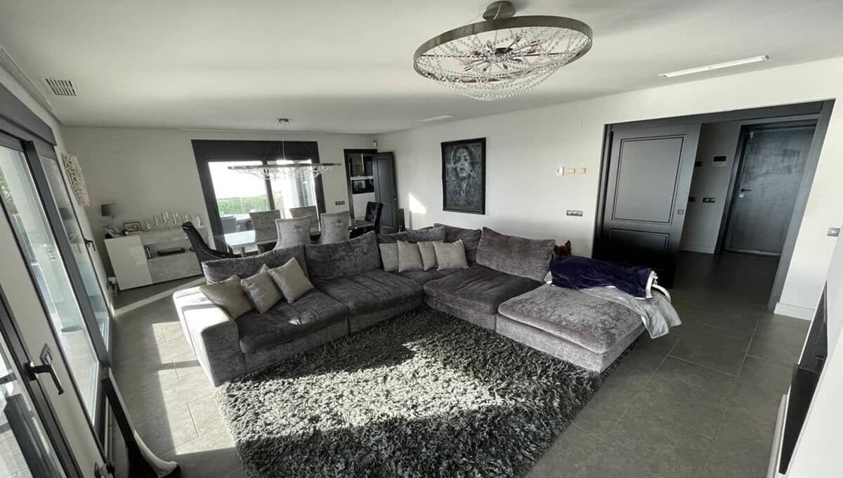 5 slaapkamer Villa te koop in Manilva met garage - € 2.185.000 (Ref: 9378353)